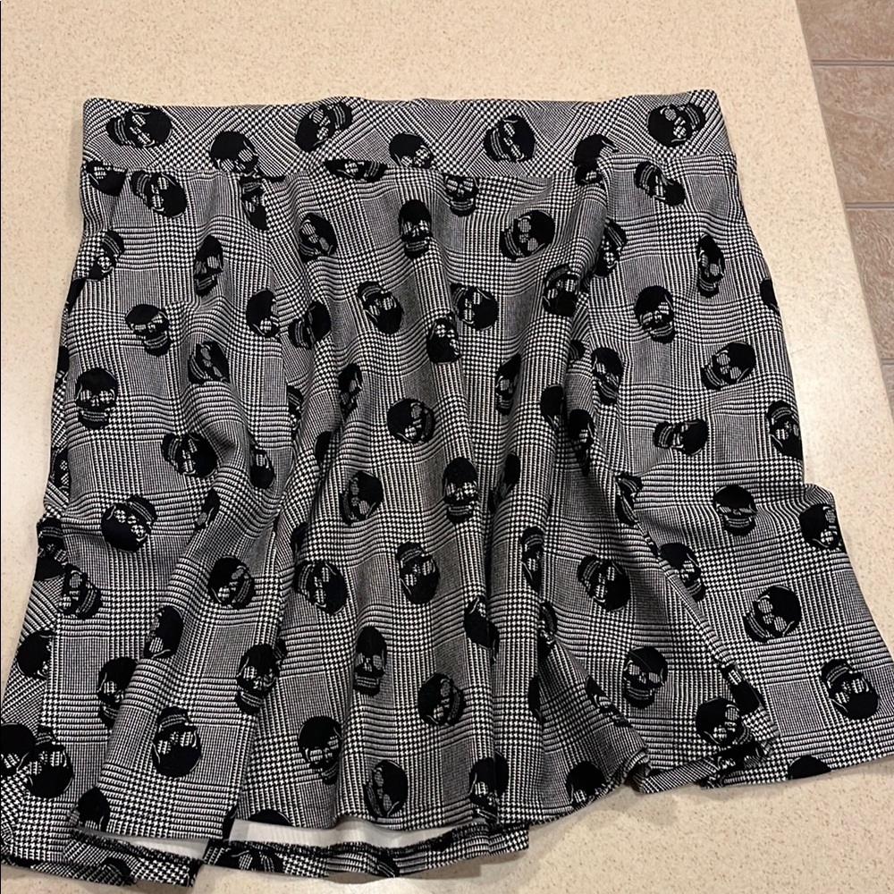 Torrid Black and Gray Skater Mini Skirt with Pleats